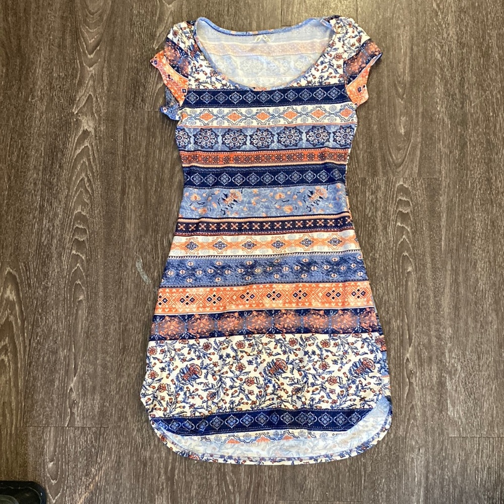 Summery printed t shirt dress